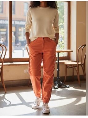 Sundry Corduroy zip Jogger Neon Orange
Size 26